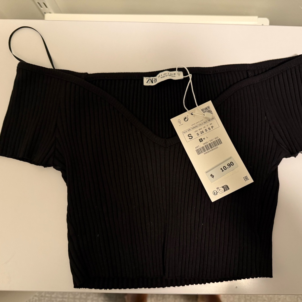 Off the shoulder crop top